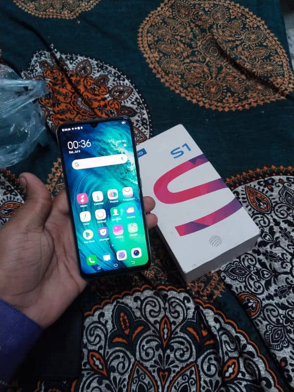 Vivo S1 complete box 5