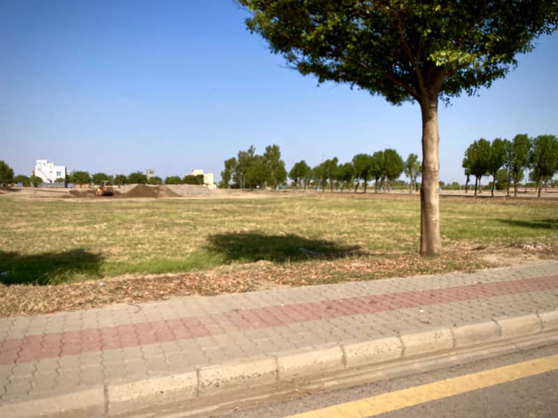 5 marla plot in a block bahria education and medical city lahore lda approved socity 0