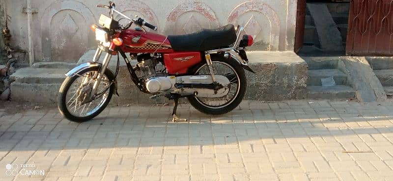 united 125cc 4