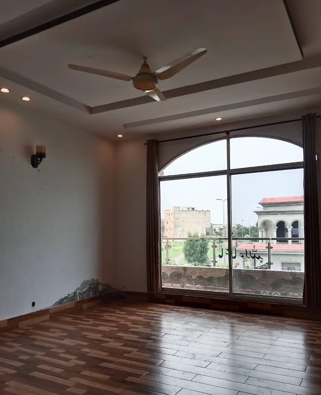 2 Beds 10 Marla Upper Lock Lower Portion Rent in Ex Air Avenue DHA Phase 8 Airport road Lahore. 2