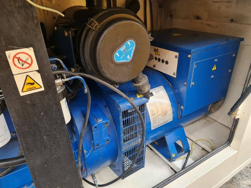 150 Kva Perkin Generator. 7