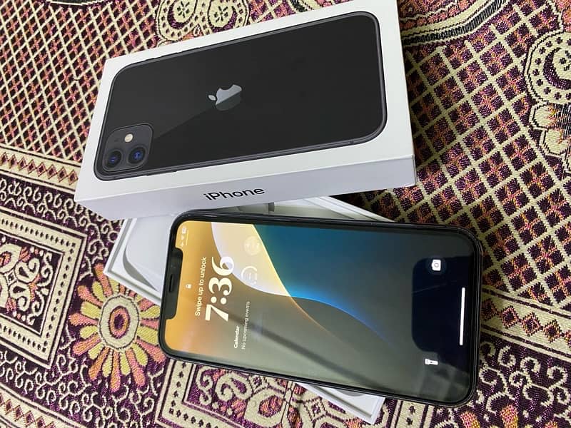 iphone 11 128gb complete box Dual pta approve 2