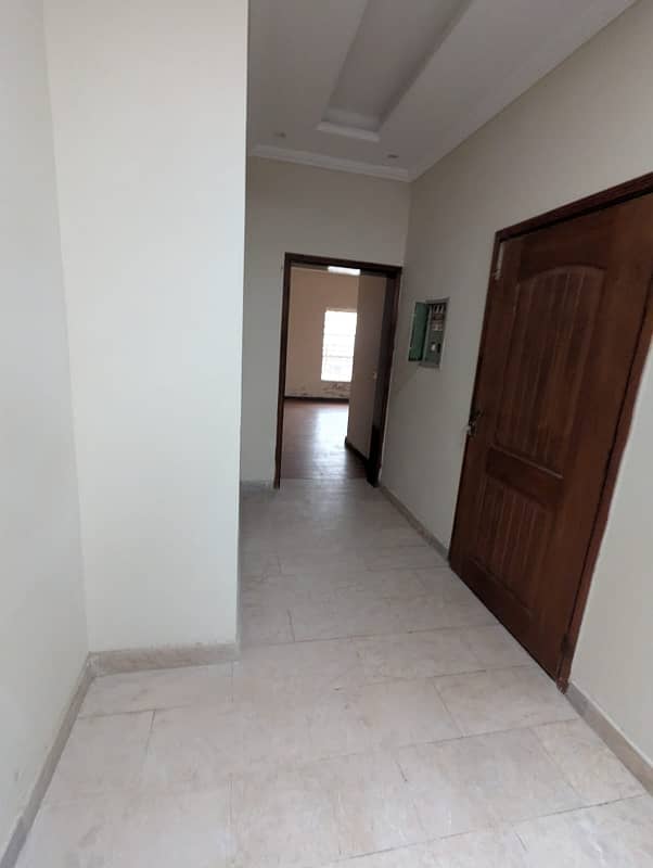 14 Marla House For Rent In Divine Garden New Air Port Road Lahore Cantt 5 Bed With Attached Bathroom Tvl D/D Store 2kitchen S/Q Pls Basement Blood A Rent,,155000/ 28