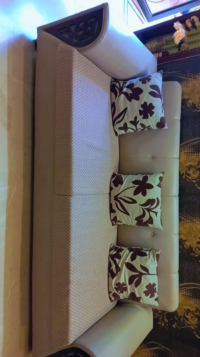 5seater sofa set with glass table 2