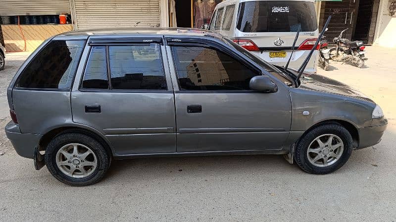 Suzuki Cultus VXL 2010 3