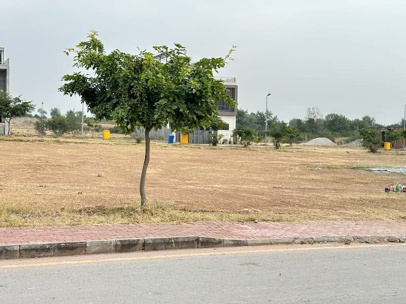 A Solid And Developed Plot For Sale in Sector J, Bahria Enclave Islamabad 0