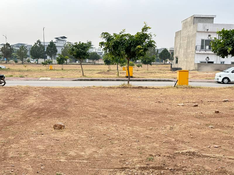 A Solid And Developed Plot For Sale in Sector J, Bahria Enclave Islamabad 1