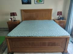 King sized double bed with mattress and 2 side tables