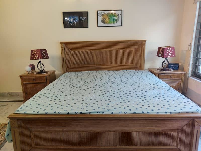 King sized double bed with mattress and 2 side tables 1