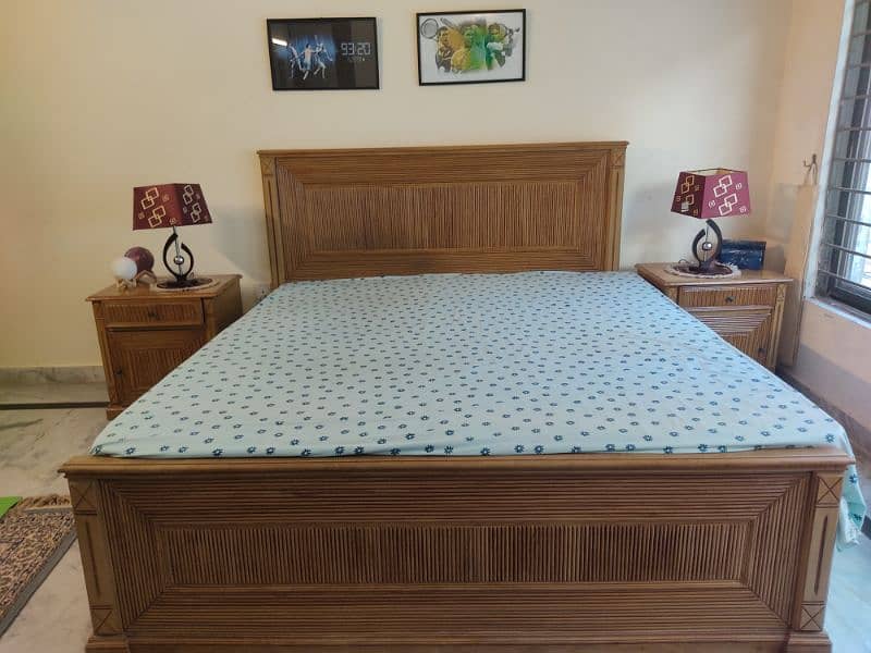 King sized double bed with mattress and 2 side tables 2