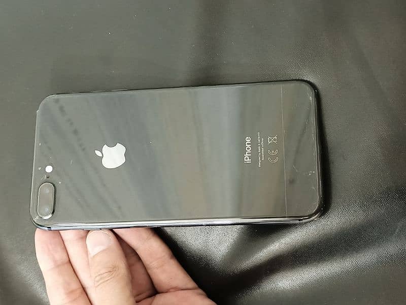 iphone 8 plus 64GB j v 0