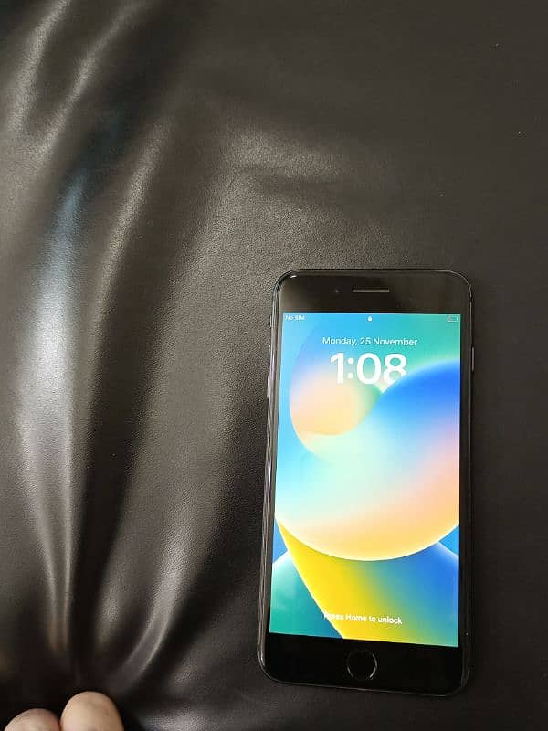 iphone 8 plus 64GB j v 1