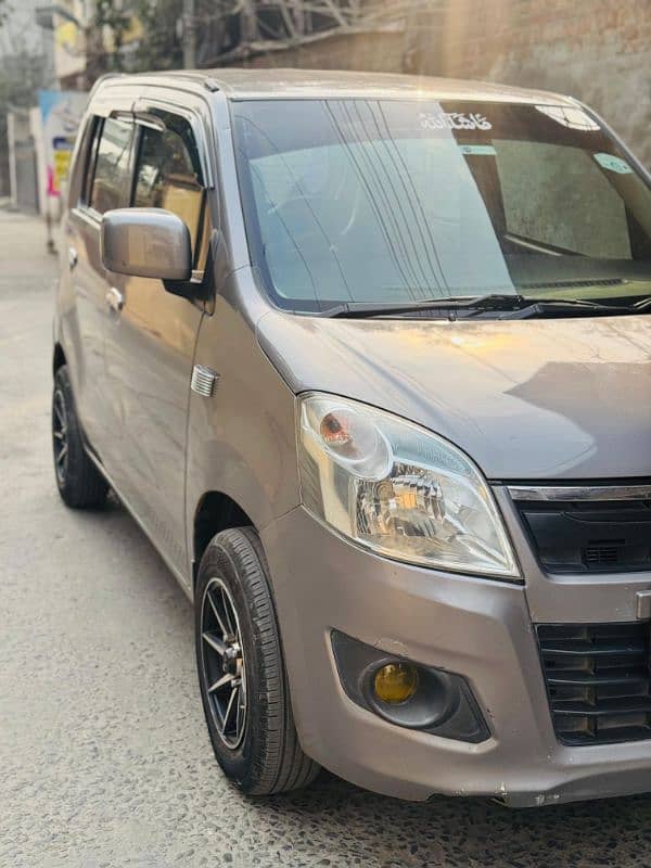 Suzuki Wagon R 2019 1