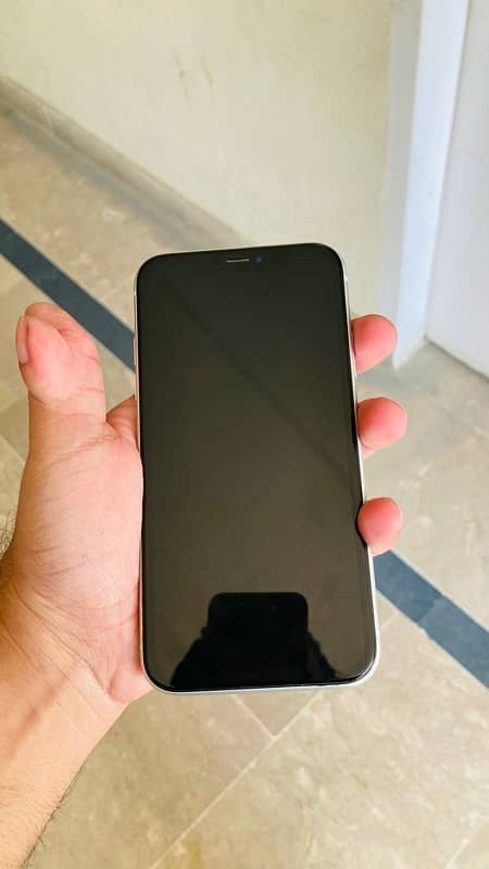 iPhone Xr (Pta Approve) 1