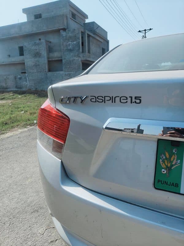 Honda City Aspire 1.5 2014 Model For Sale 2