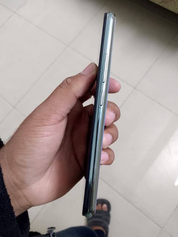 vivo y 17 256 gb 4