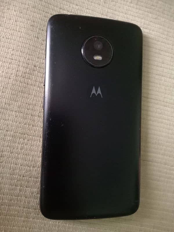 moto e4 3