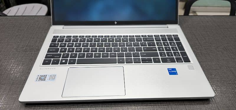 Hp Elitebook 650 G10 i5 13th generation 10