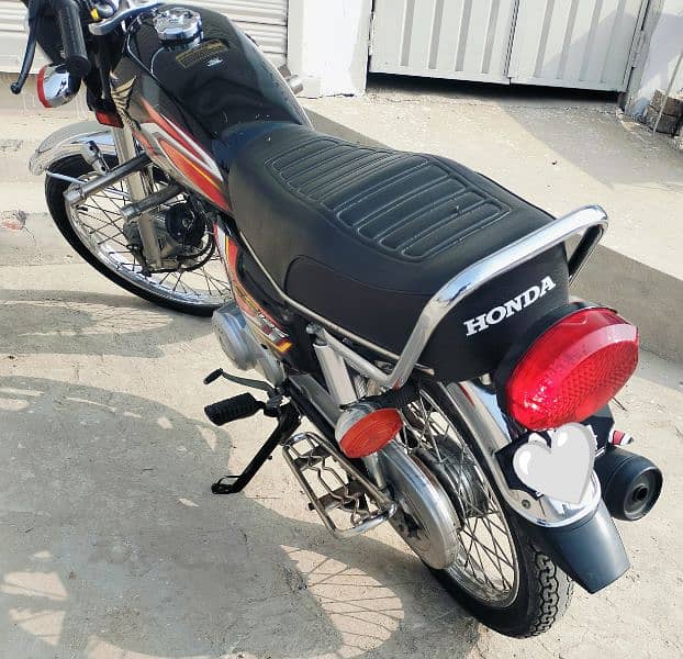 Honda 125 Fresh Condition 3