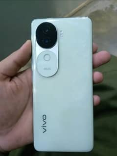 Vivo v40e Box Open 2 din used . 0304.2866286