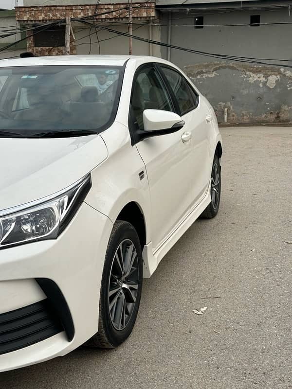 Toyota Corolla Altis 2019 5