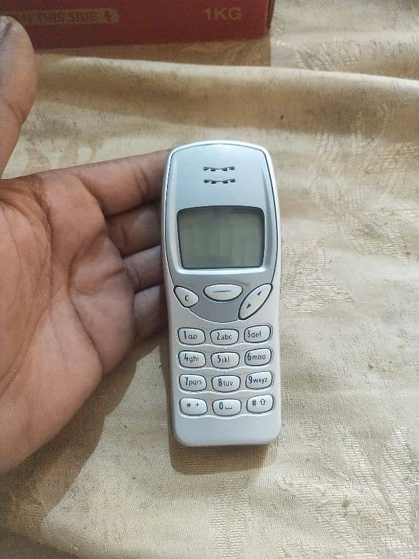 Nokia 3210 2