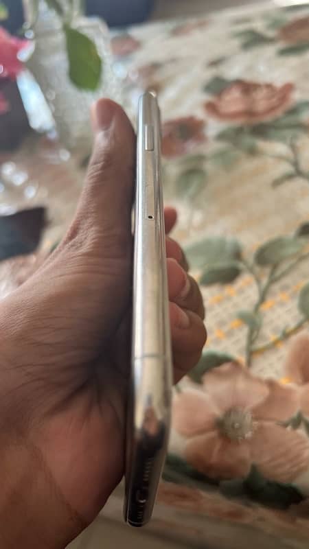 iPhone 11 pro PTA Approved 256 GB 5