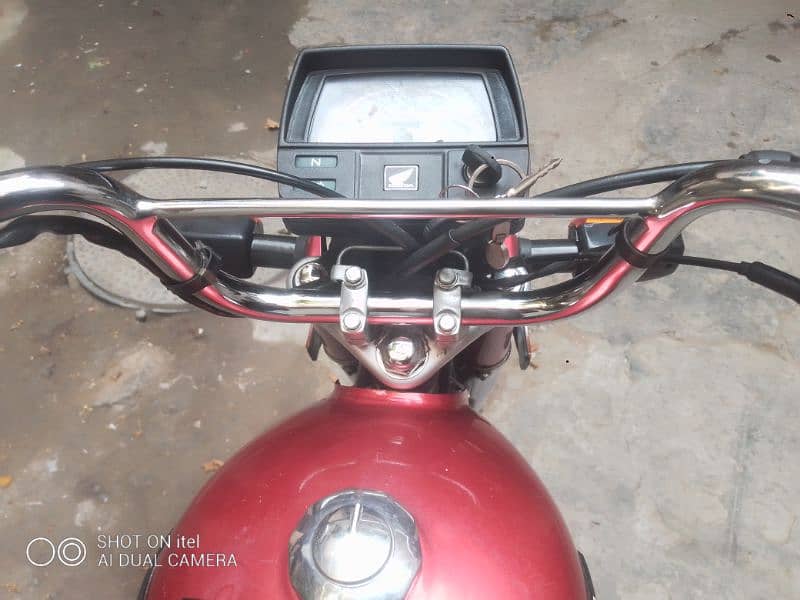 Honda CD70 in new condition 2