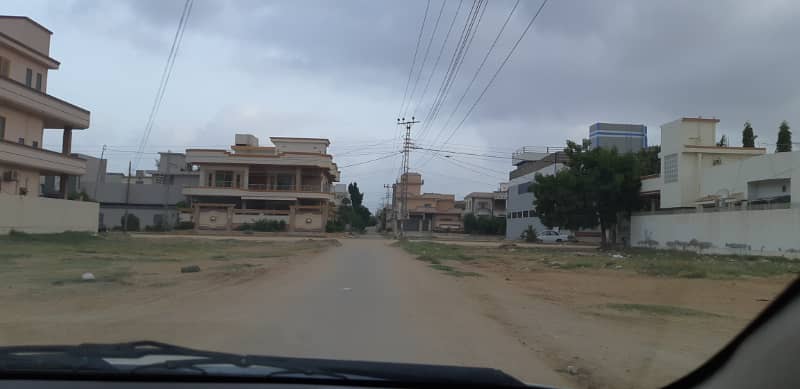 120 Yards Good Location Plot Sell In Block-7, Ext Saadi Town 2