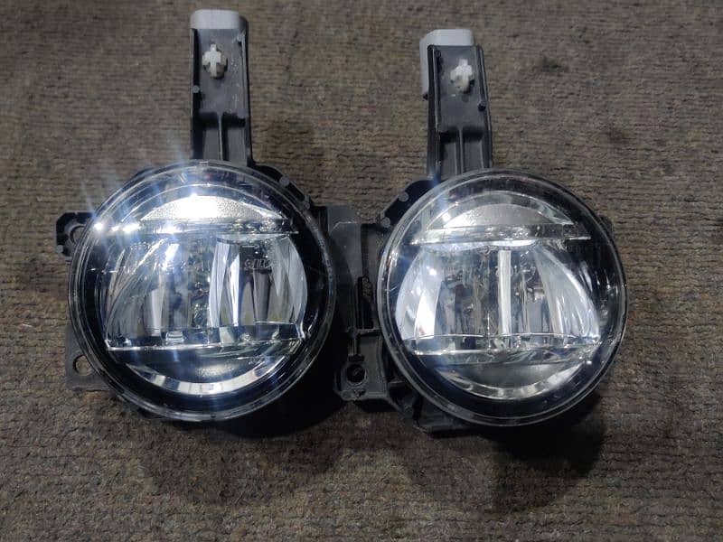 DRL/ LED  fog lights available 2