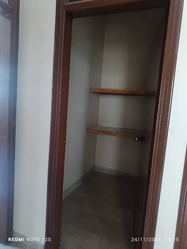 3 bed dd 1st floor portion for rent 2