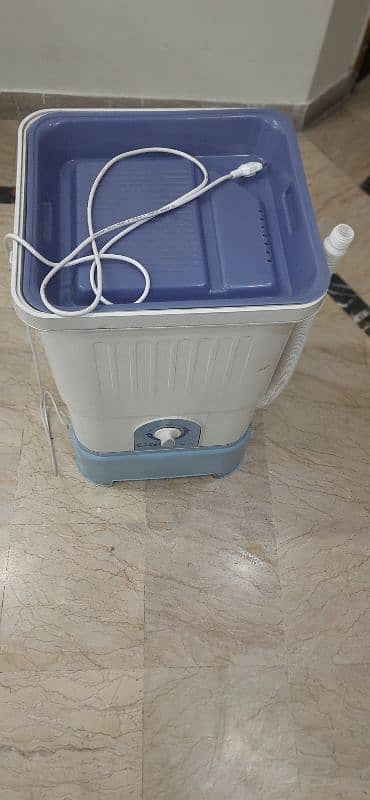 Mini Washing Machine 1