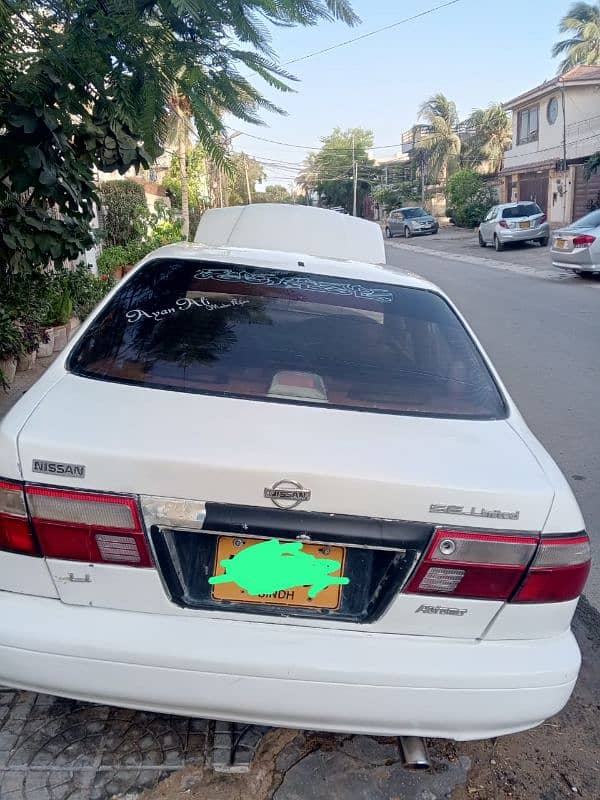 Nissan Sunny 2000 6