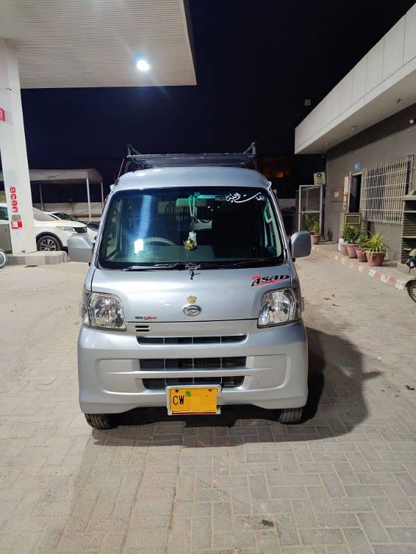 Daihatsu Hijet 2011 1