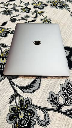 MacBook pro i9, 2019 _15.4"inch (32GB /512SSD)