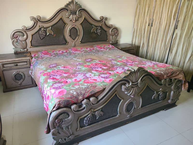 wooden King-Size Bed for sale without mattress 0