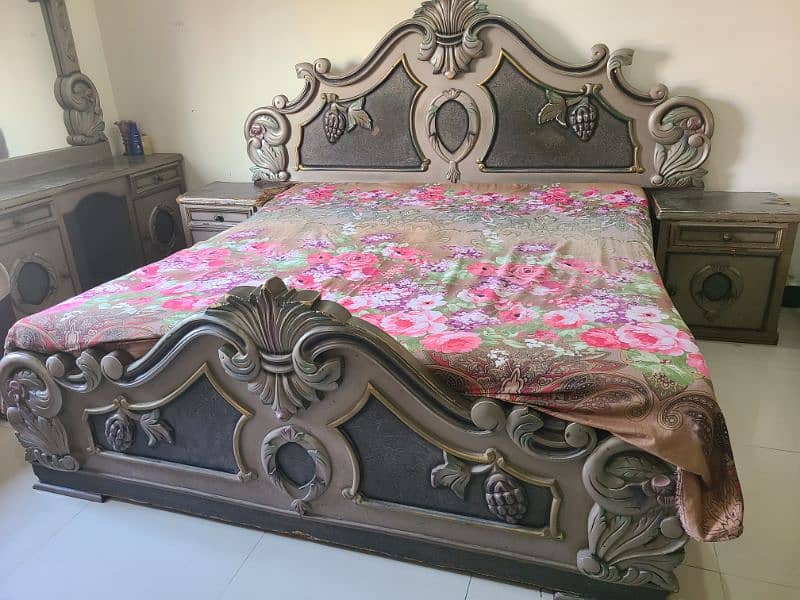 wooden King-Size Bed for sale without mattress 1