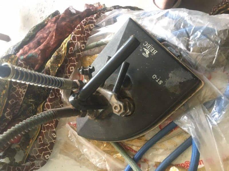 steam  Press  iron 1