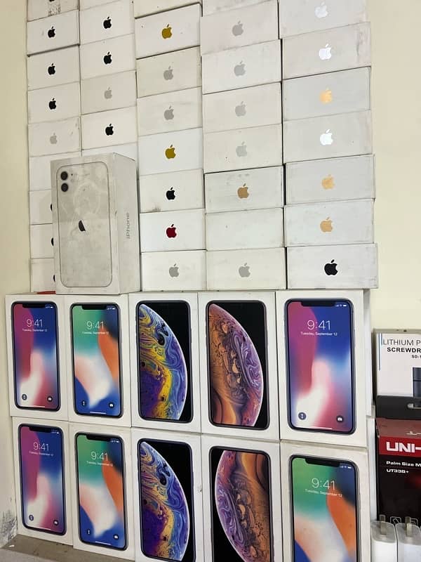 iPhone Boxes for sale 0