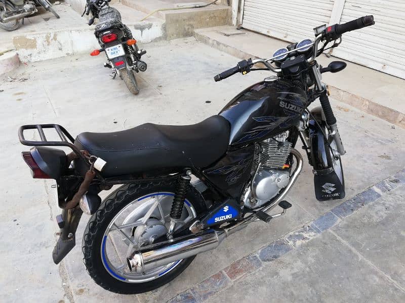 Suzuki GS 150 SE 2018 1