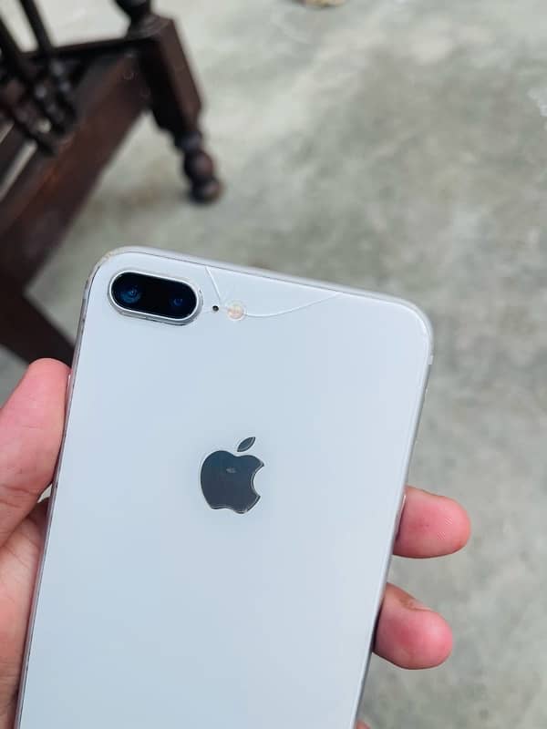 iphone 8 plus 3