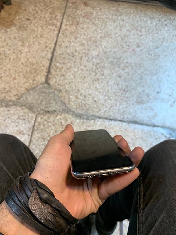 iphonex 64 with box 5