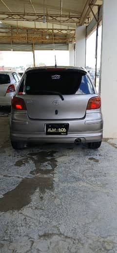 Toyota Vitz 2003