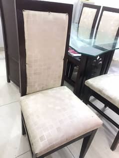 selling 6 wooden chair and 8mm glass top dining table