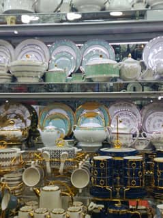 8 men dinner set for sale