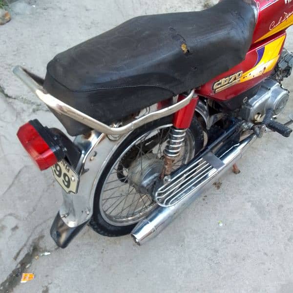 Honda CD 70 5