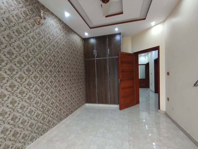 8 Marla Brand New House Available for sale in DHA 11 phase 1 16