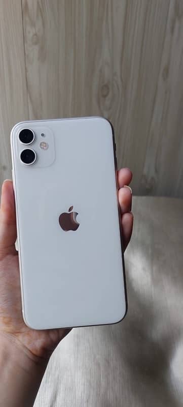 iPhone 11 (128GB) – Mint Condition, 10/10! Non PTA 0