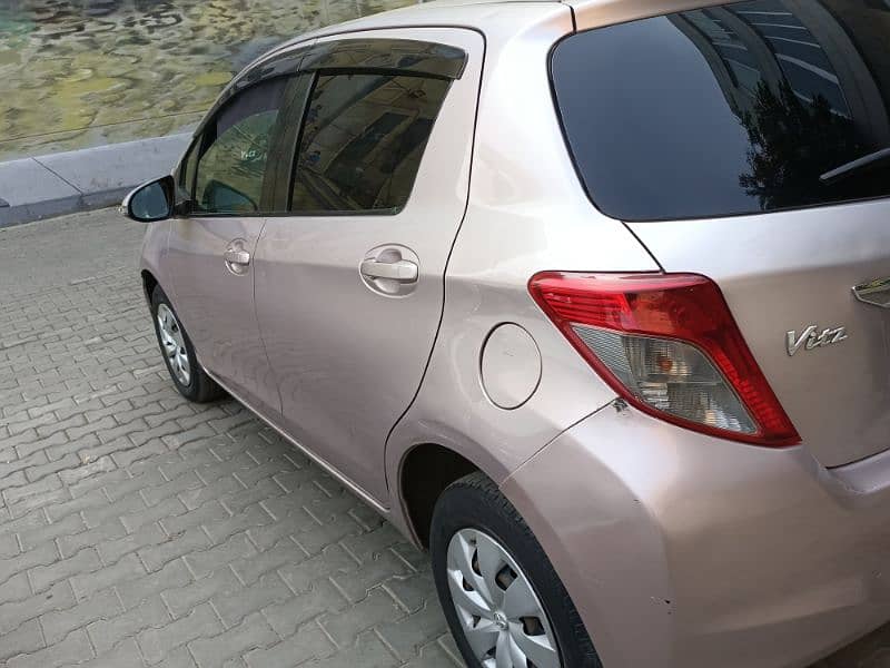 Toyota Vitz 2010 3