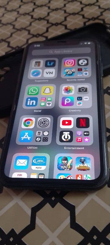 iphone 11 256 GB 7